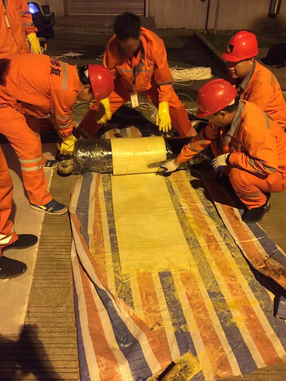 崇信CIPP局部树脂固化法